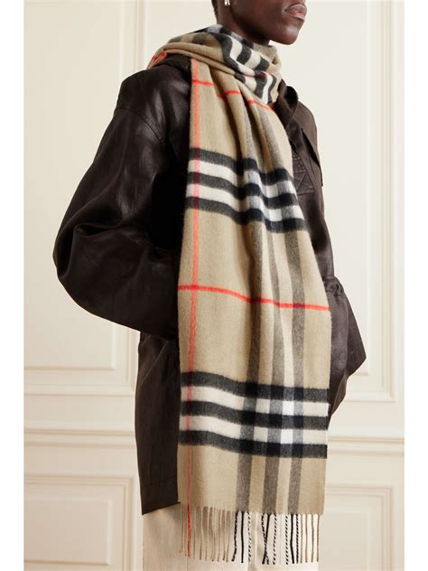 foulard burberry femme ebay|Écharpes et châles Burberry pour femme .